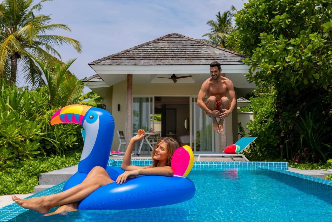 Kandima Maldives Kudahuvadhoo Ngoại thất bức ảnh Toucan pool float